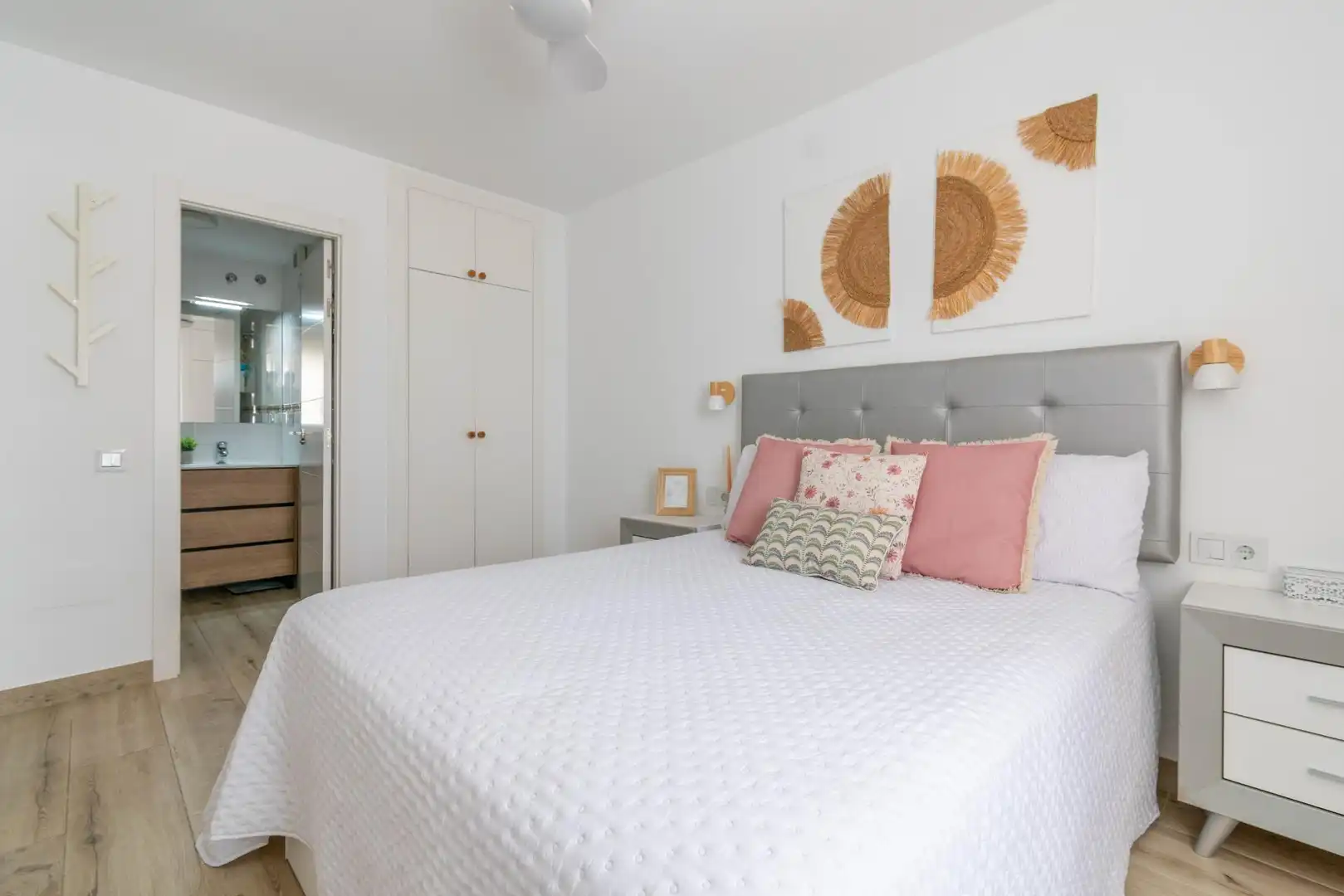 Habitación de Piso en venta en Almería con Aire acondicionado y Terraza