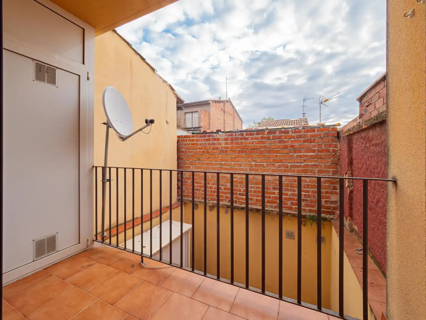 Flat for sale in Manlleu, Barcelona