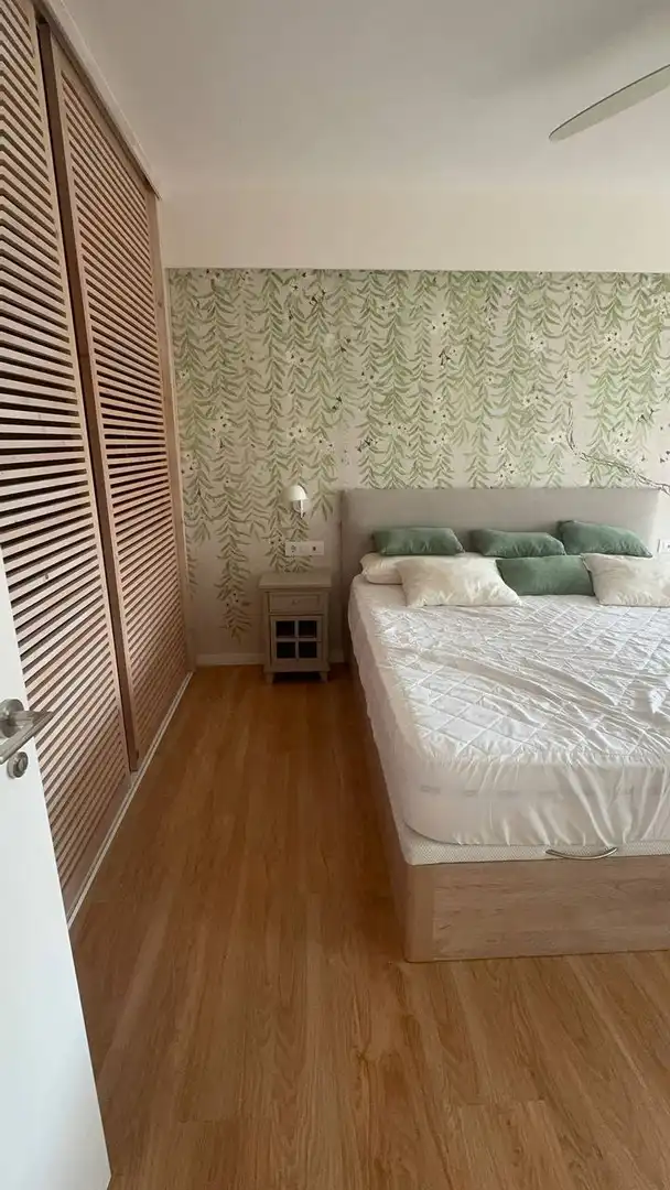 Dormitori de Apartament en venda en Valencia amb Aire condicionat, Calefacció i Terrassa