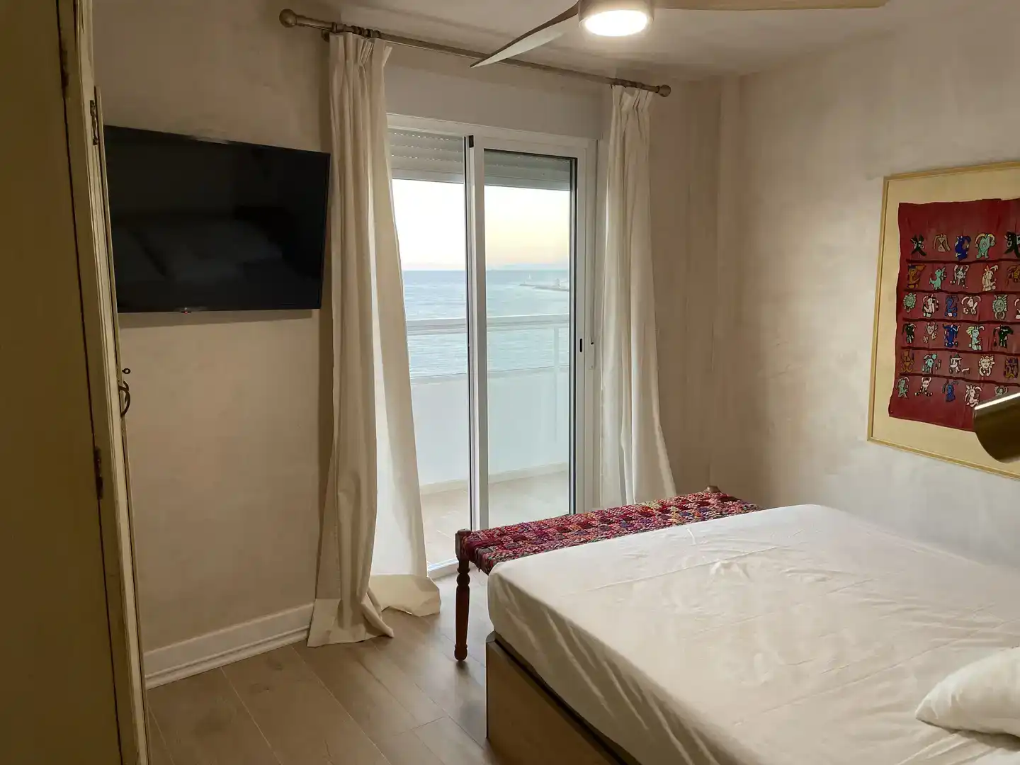 Schlafzimmer von Wohnung zur Miete in Sotogrande mit Balkon