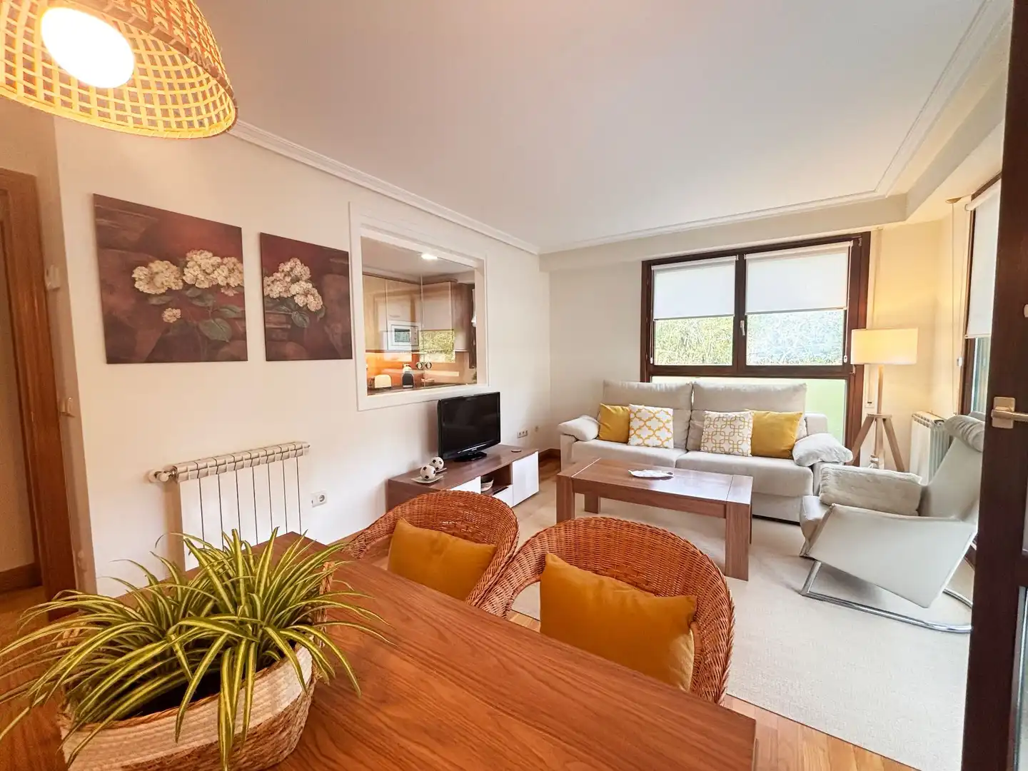 Wohnzimmer von Wohnung zum Verkauf in Hondarribia mit Heizung, Abstellraum und Schwimmbad