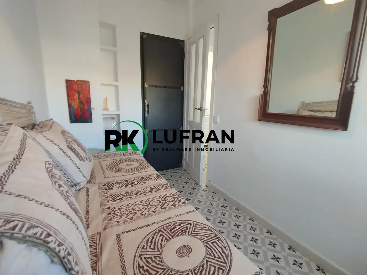 Habitación de Piso en venta en Alicante / Alacant con Aire acondicionado y Balcón