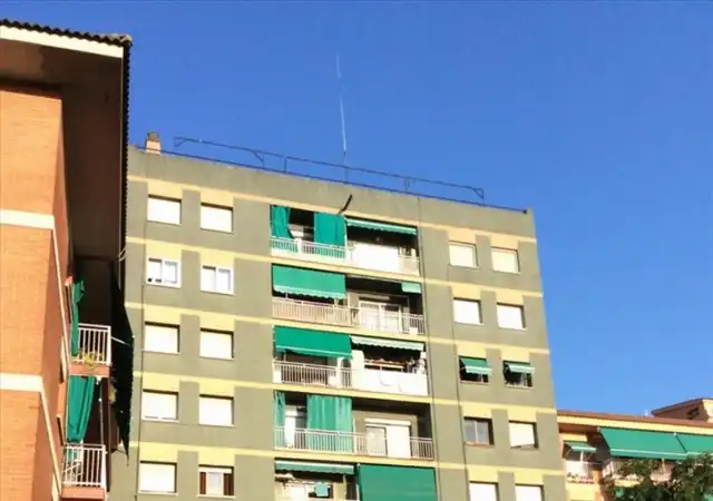 Außenansicht von Wohnung zum Verkauf in Parets del Vallès