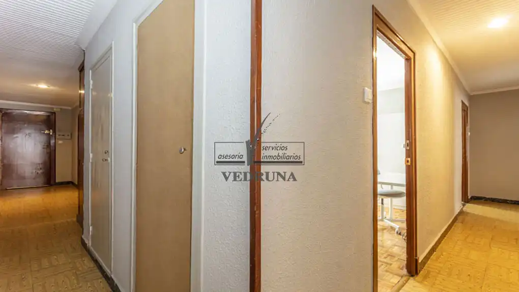 Piso de alquiler en Zaragoza con Calefacción, Terraza y Horno