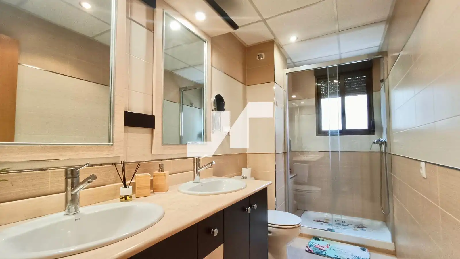 Bathroom of Flat for sale in Vila-real  with Air Conditioner and Furnished