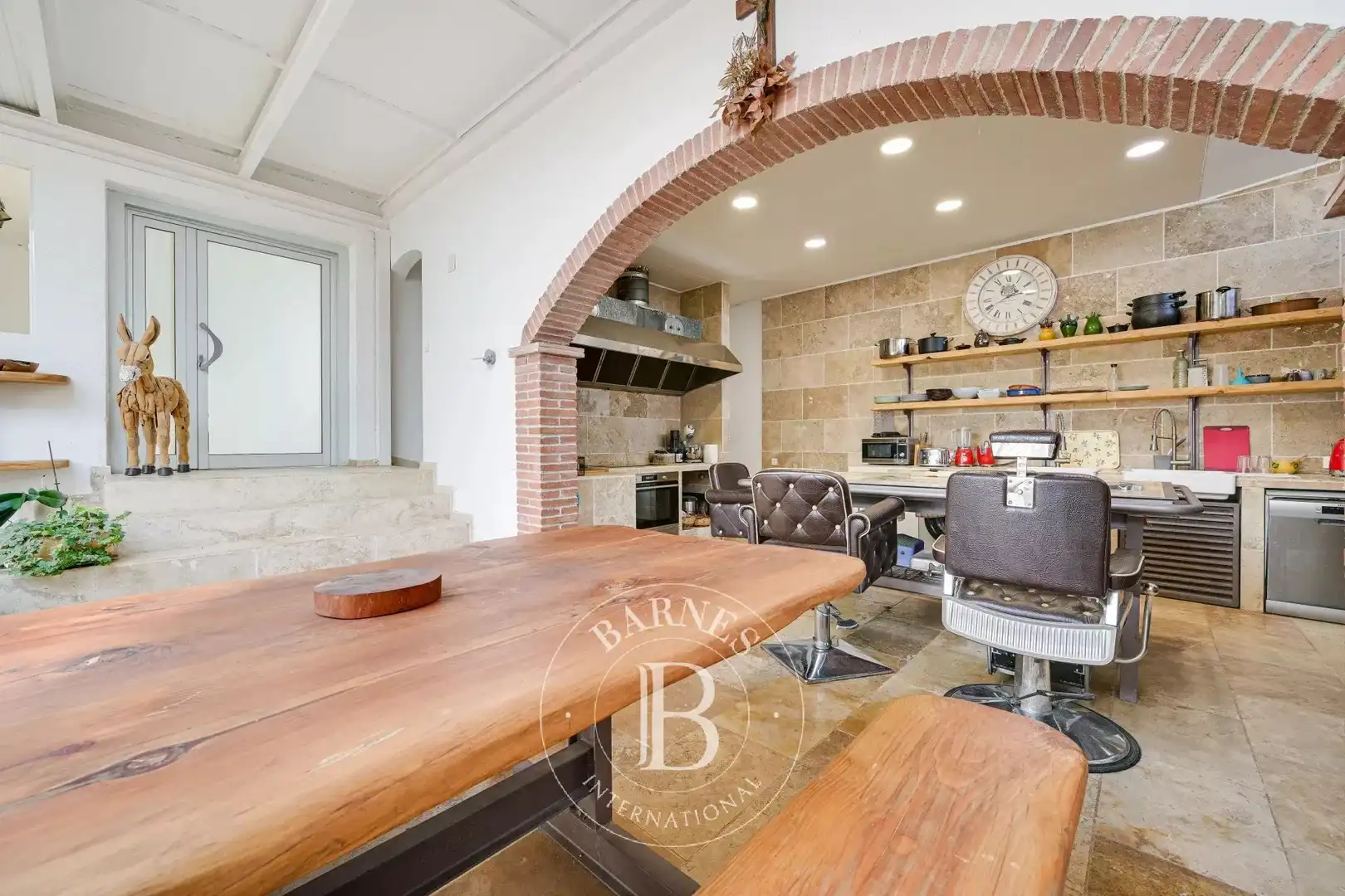 Country homes for sale in Montbarbat