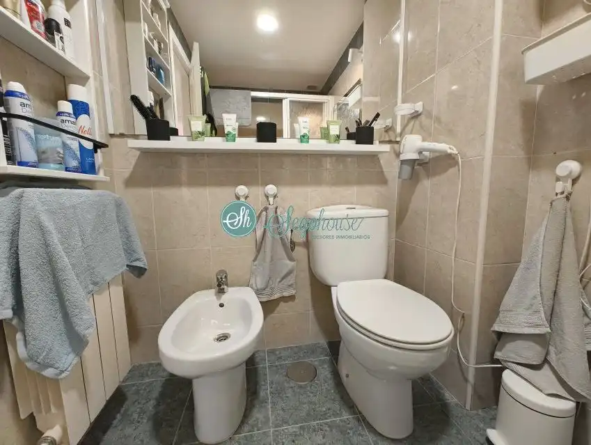 Baño de Piso en venta en Torrecaballeros con Calefacción, Terraza y Amueblado