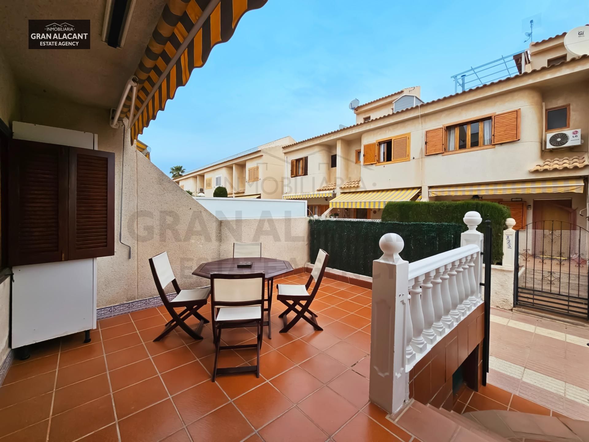 Terrassa de Casa o xalet en venda en Santa Pola amb Aire condicionat, Jardí privat i Terrassa