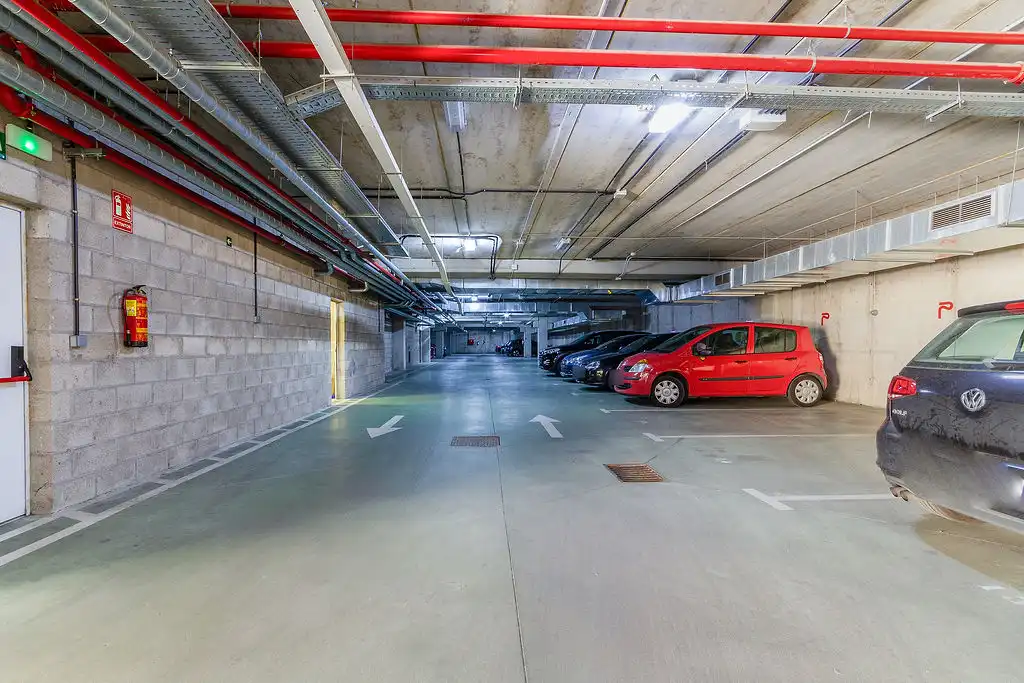 Business premises for sale in Av Vía Láctea, imagen 33