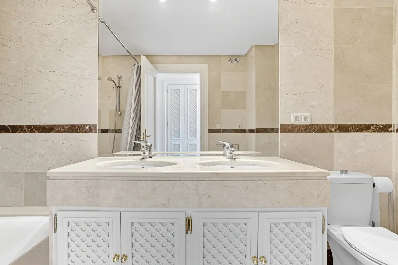 Wohnung mit Pool zum Verkauf in Nueva Andalucía, imagen 21