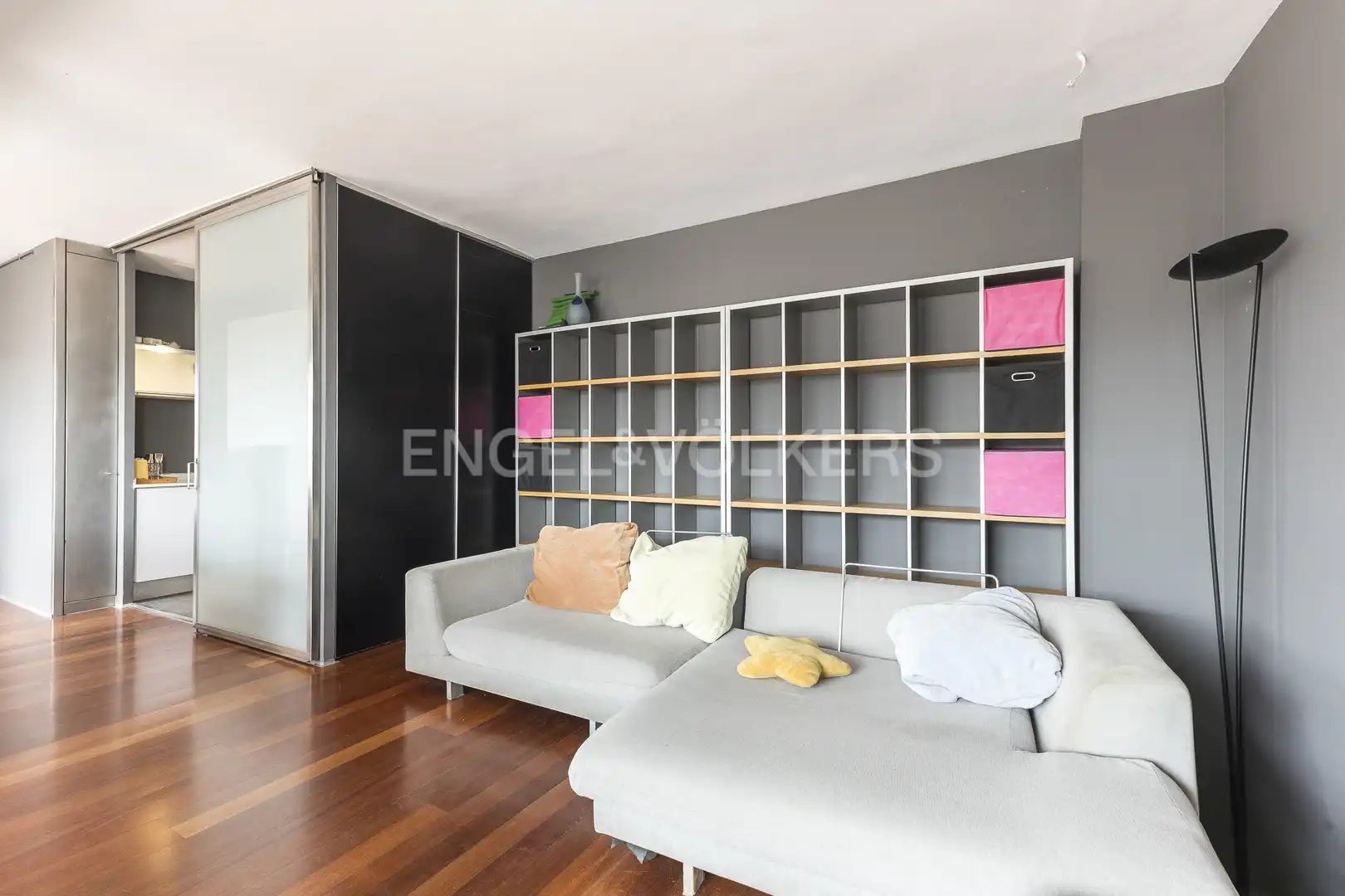 Sala d'estar de Pis de lloguer en Barcelona amb Aire condicionat, Calefacció i Parquet