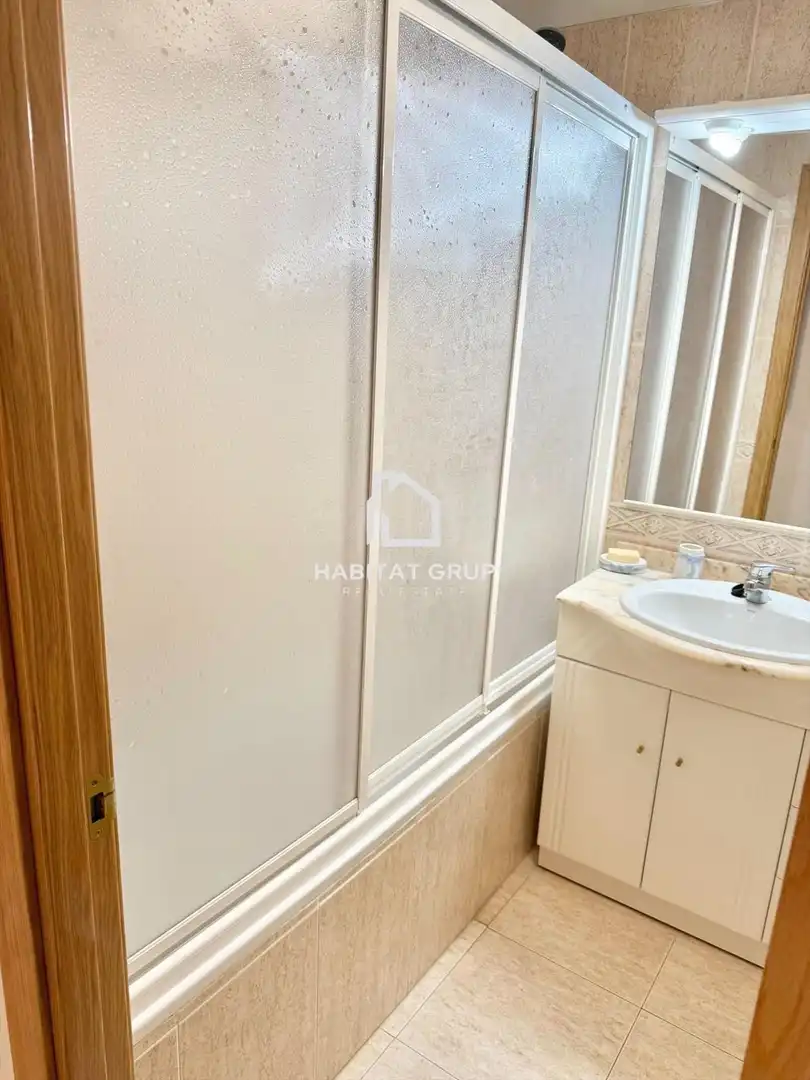 Baño de Piso en venta en Calafell con Aire acondicionado, Calefacción y Terraza