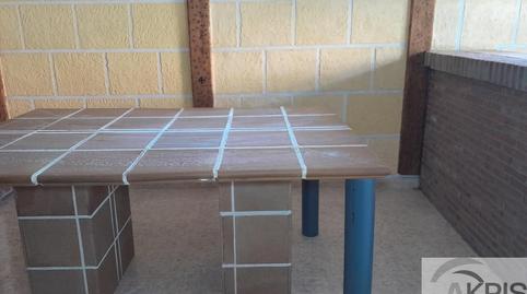 Foto 4 de Casa adosada en venda a Esquivias, Toledo