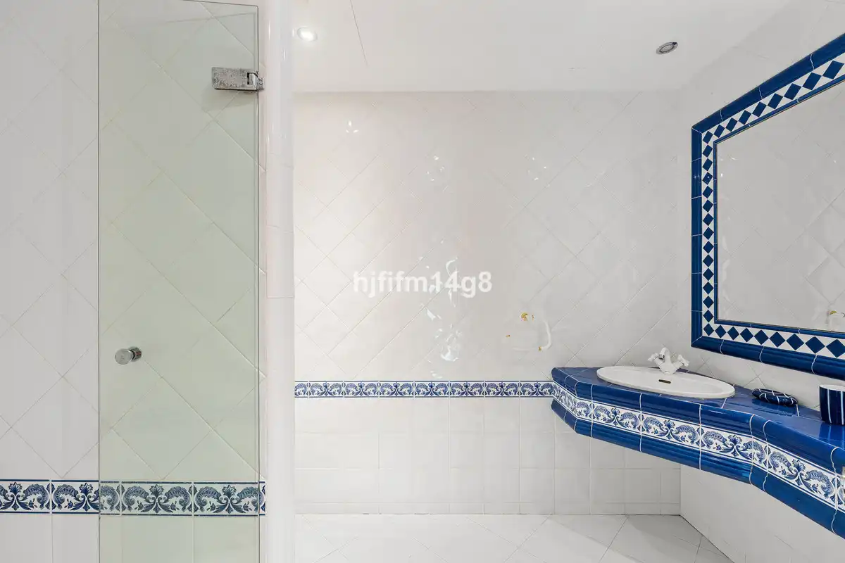 Penthouse mit Aufzug zum Verkauf in Nueva Andalucía, imagen 23