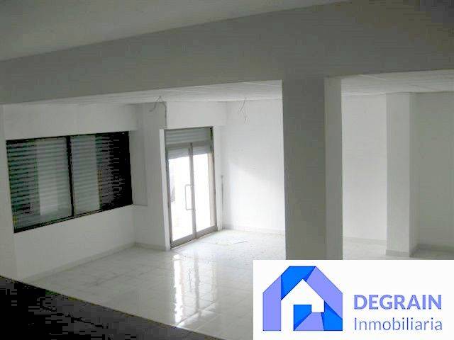 Local comercial en Alquiler en San Lázaro - Otero - Villafría