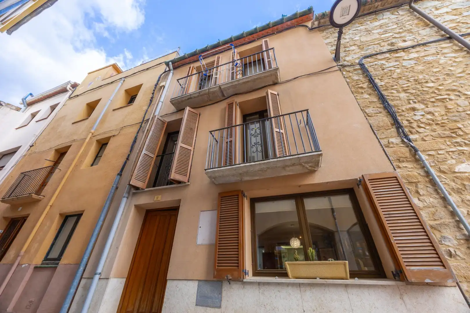 Vista exterior de Casa adosada en venta en Agullana con Horno, Microondas y TV