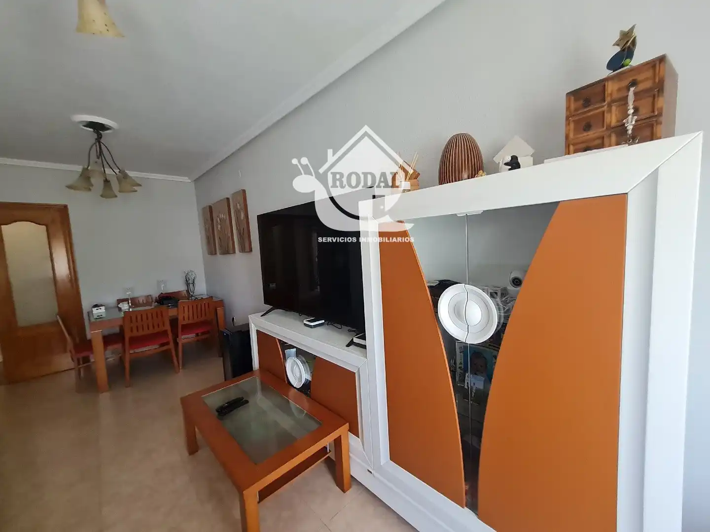 Sala de estar de Piso en venta en Huércal de Almería con Aire acondicionado, Calefacción y Parquet