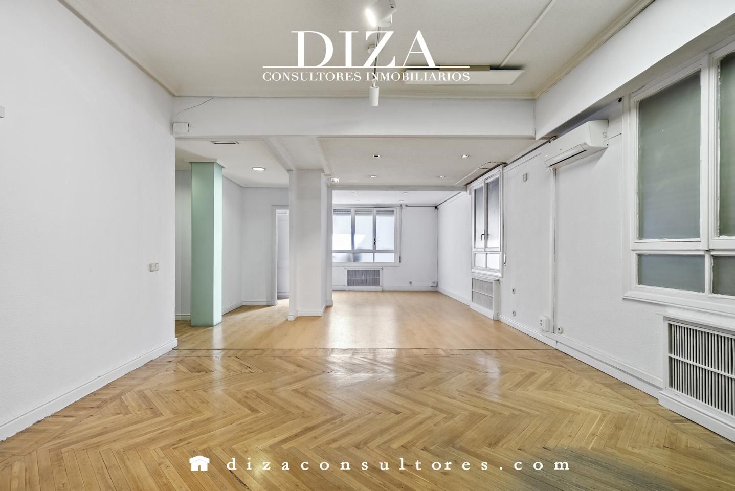 Planta baja for sale in  Madrid Capital  with Air Conditioner, Heating and Storage room