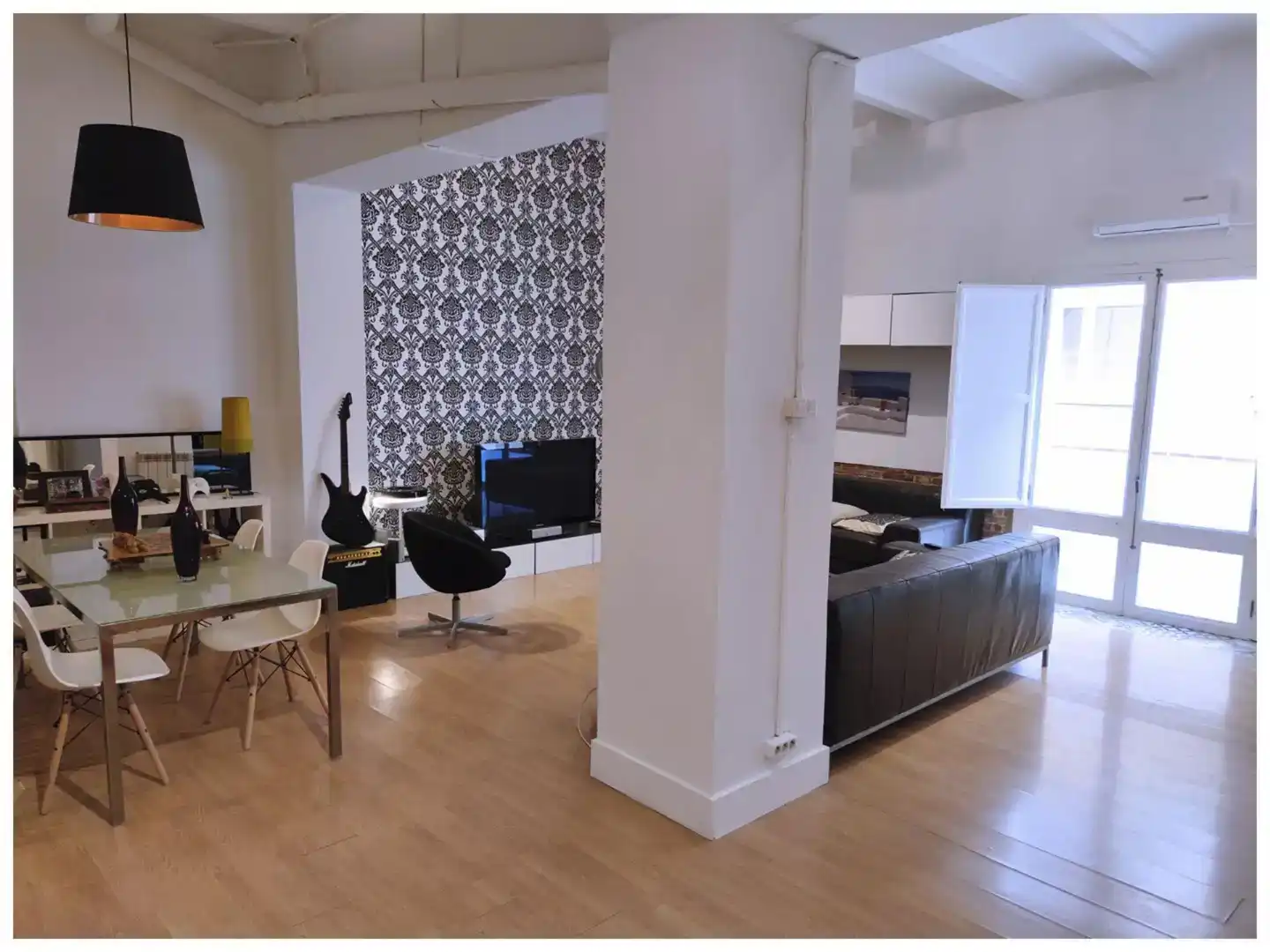 Sala de estar de Loft en venta en  Barcelona Capital con Aire acondicionado y Balcón
