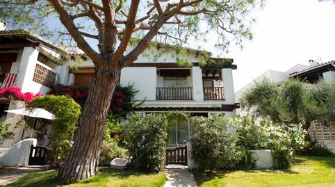 Espectacular casa de més de 400 m² amb terrassa i zona comunitària a Calafell