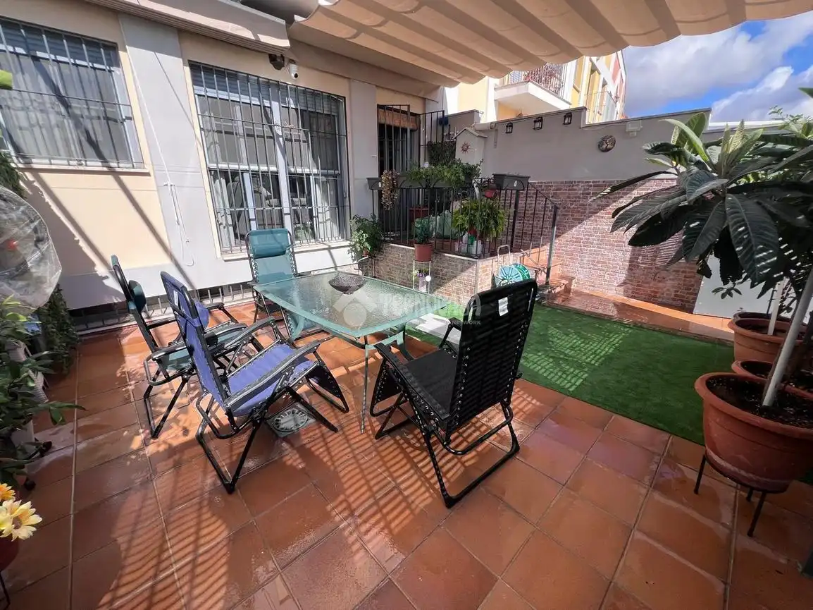 Terrassa de Casa adosada en venda en Aljaraque amb Calefacció