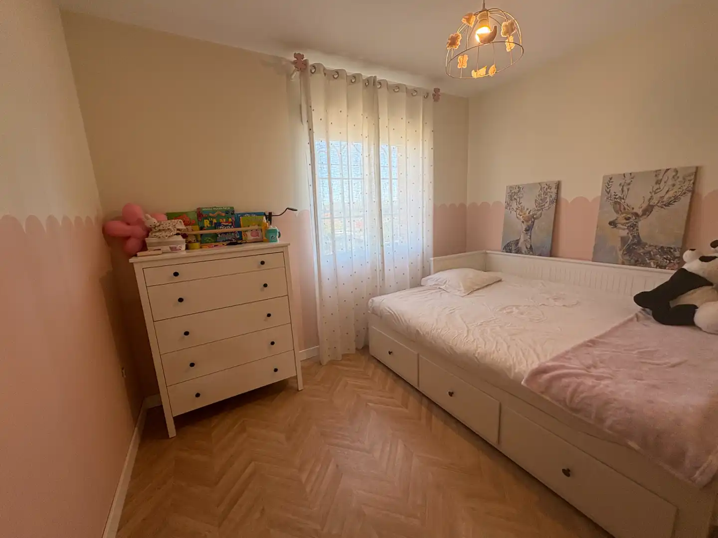 Bedroom of Houses for sale in El Viso de San Juan  with Air Conditioner, Private garden and Parquet flooring