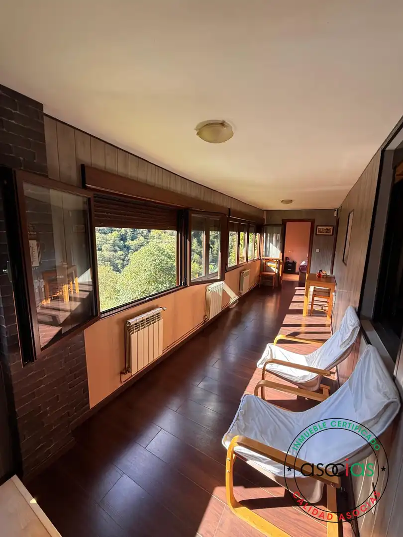 Wohnzimmer von Einfamilien-Reihenhaus zum Verkauf in Mieres (Asturias) mit Heizung, Möbliert und Balkon