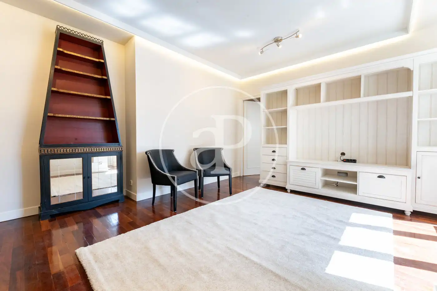 Appartement avec ascenseur à louer à C. de Villanueva