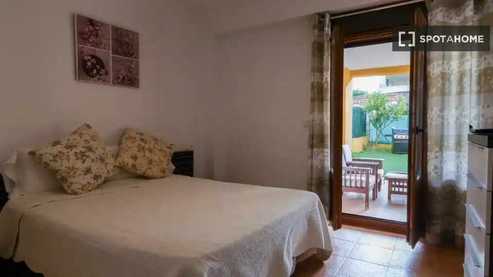 Habitación de Apartamento para compartir en Ayamonte con Aire acondicionado, Calefacción y Terraza