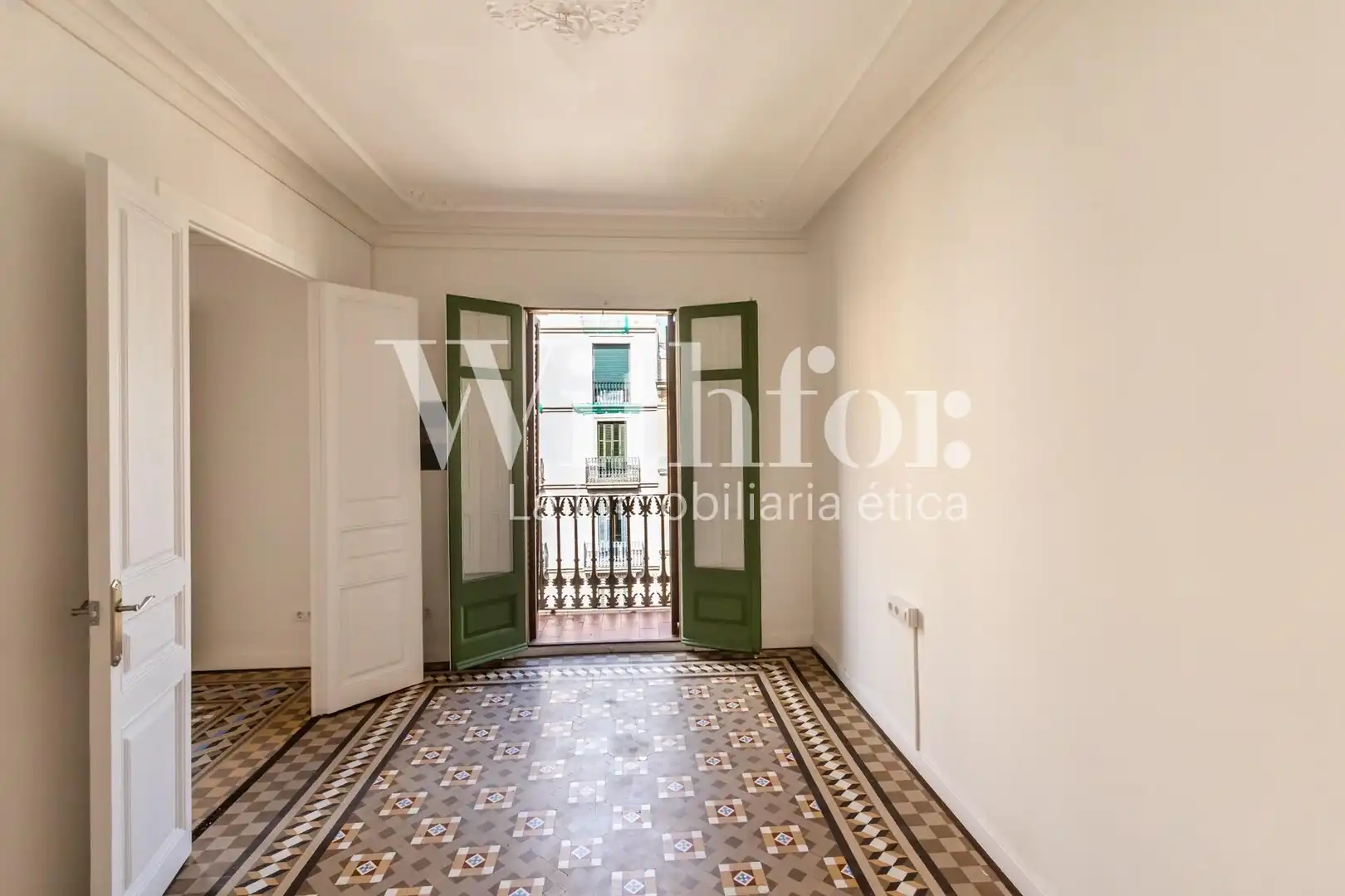 Appartamento con terrazza in affitto a Carrer de València, imagen 37