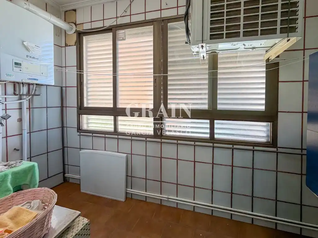 Cocina de Piso en venta en Albacete con Calefacción y Parquet