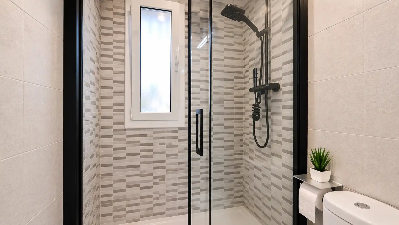 Bathroom of Detached homes for sale in Cubelles  with Air Conditioner, Heating and Private garden
