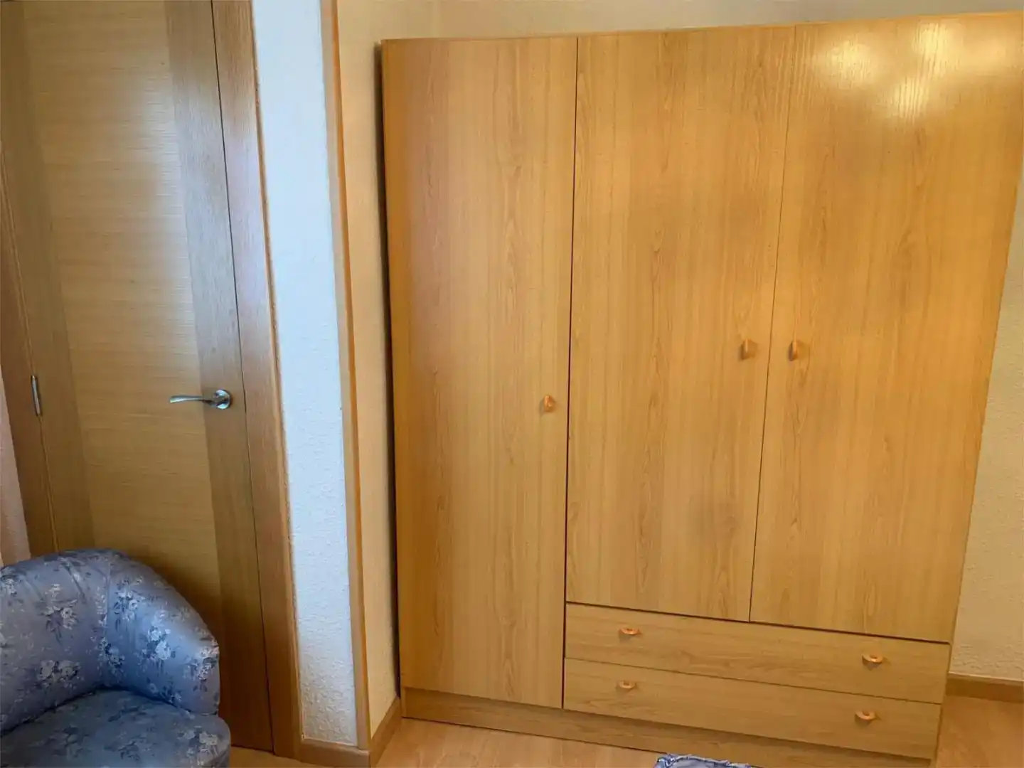 Dormitori de Pis en venda en  Valencia Capital amb Aire condicionat i Balcó