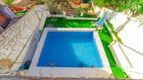 Piscina de Casa o xalet en venda en Esplugues de Llobregat amb Calefacció, Jardí privat i Parquet