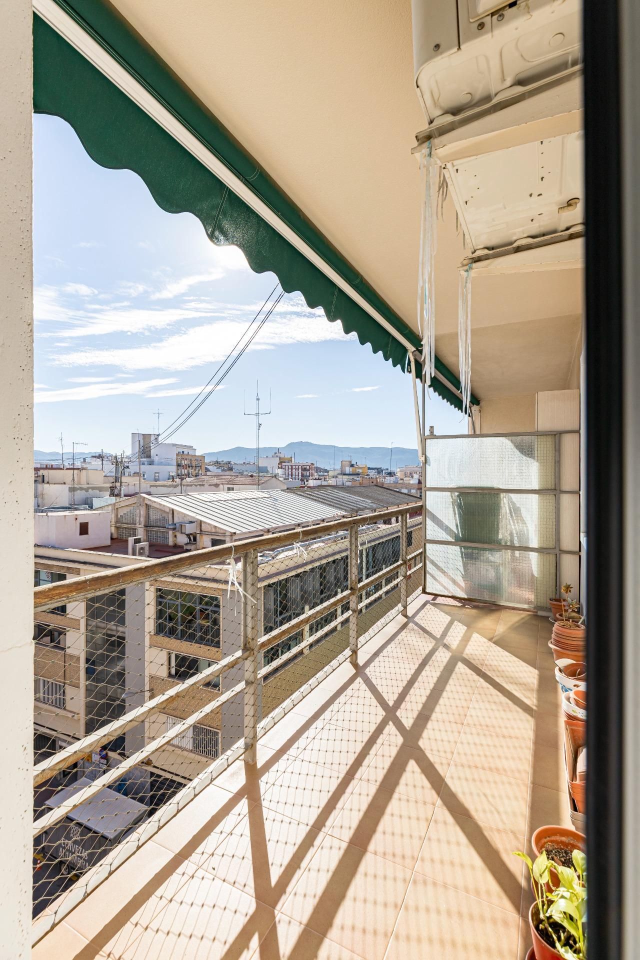 Vista exterior de Piso en venta en  Murcia Capital con Aire acondicionado y Balcón