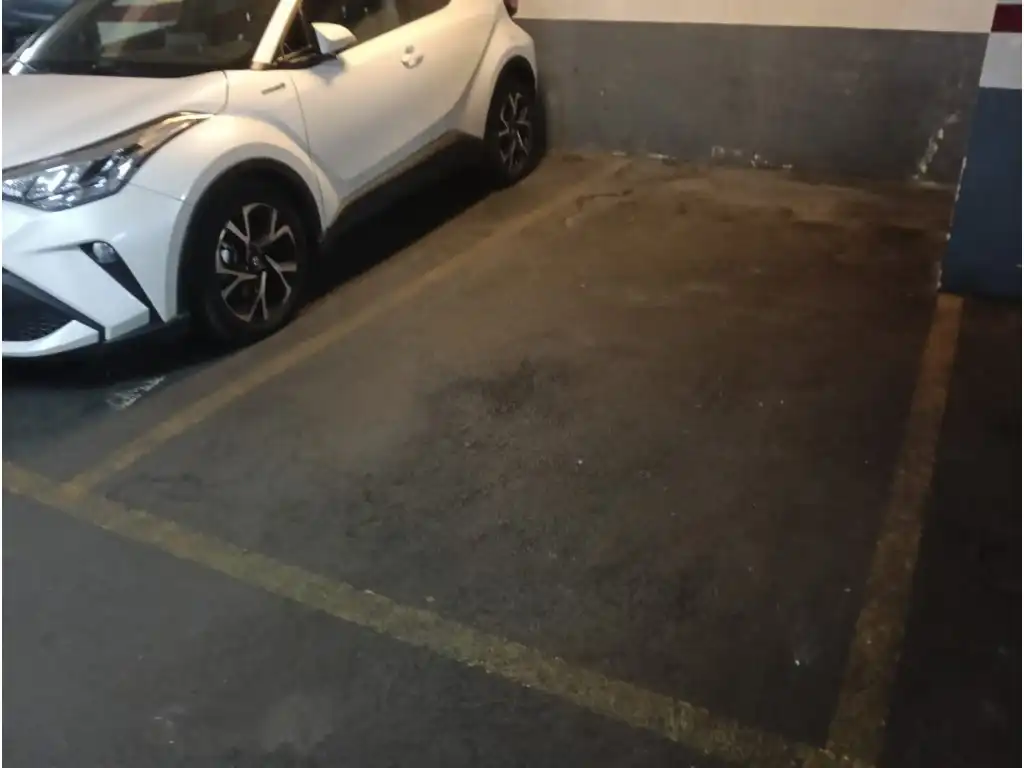 Einzelparkplatz zum Verkauf in Horta - Guinardó, imagen 3
