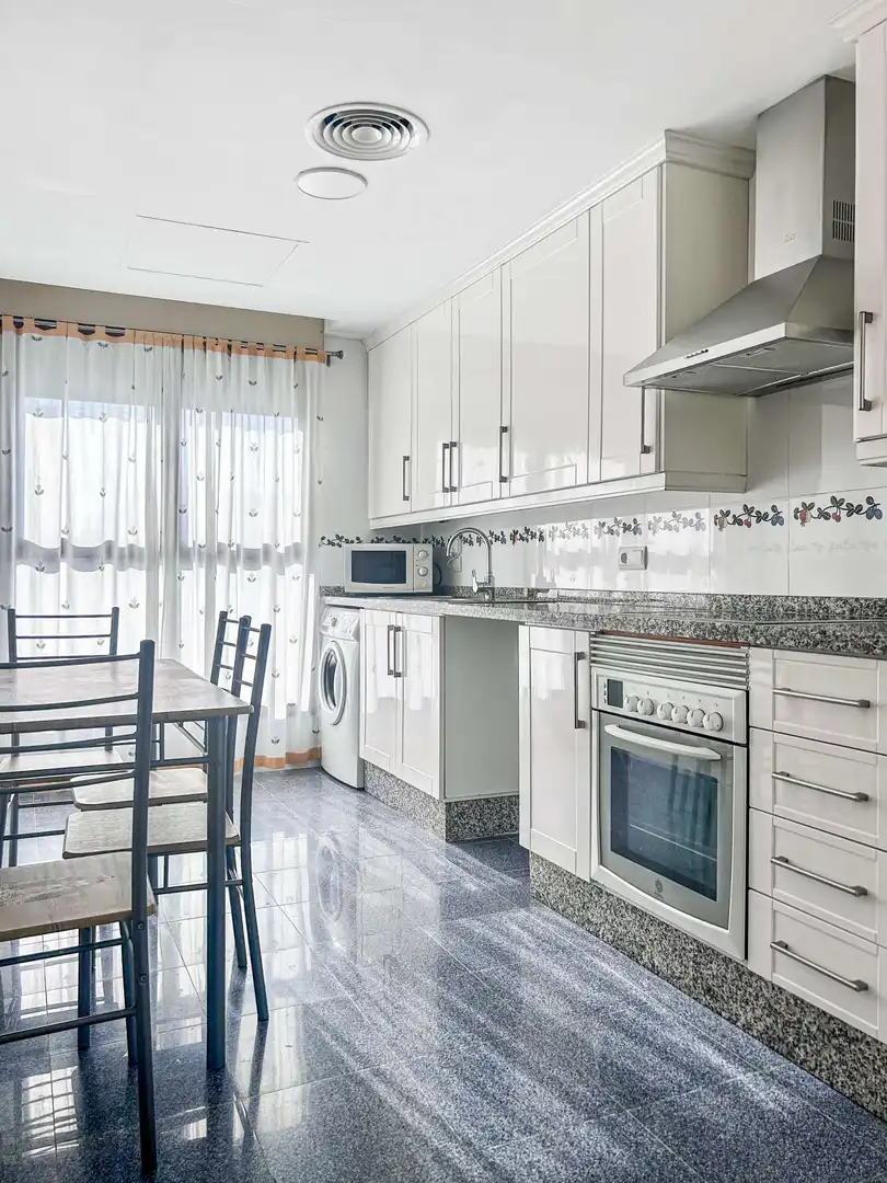 Habitación en Penya - Roja - Avda. Francia