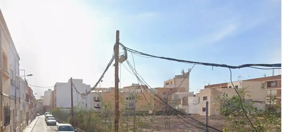 Piso en venta en  Almería Capital