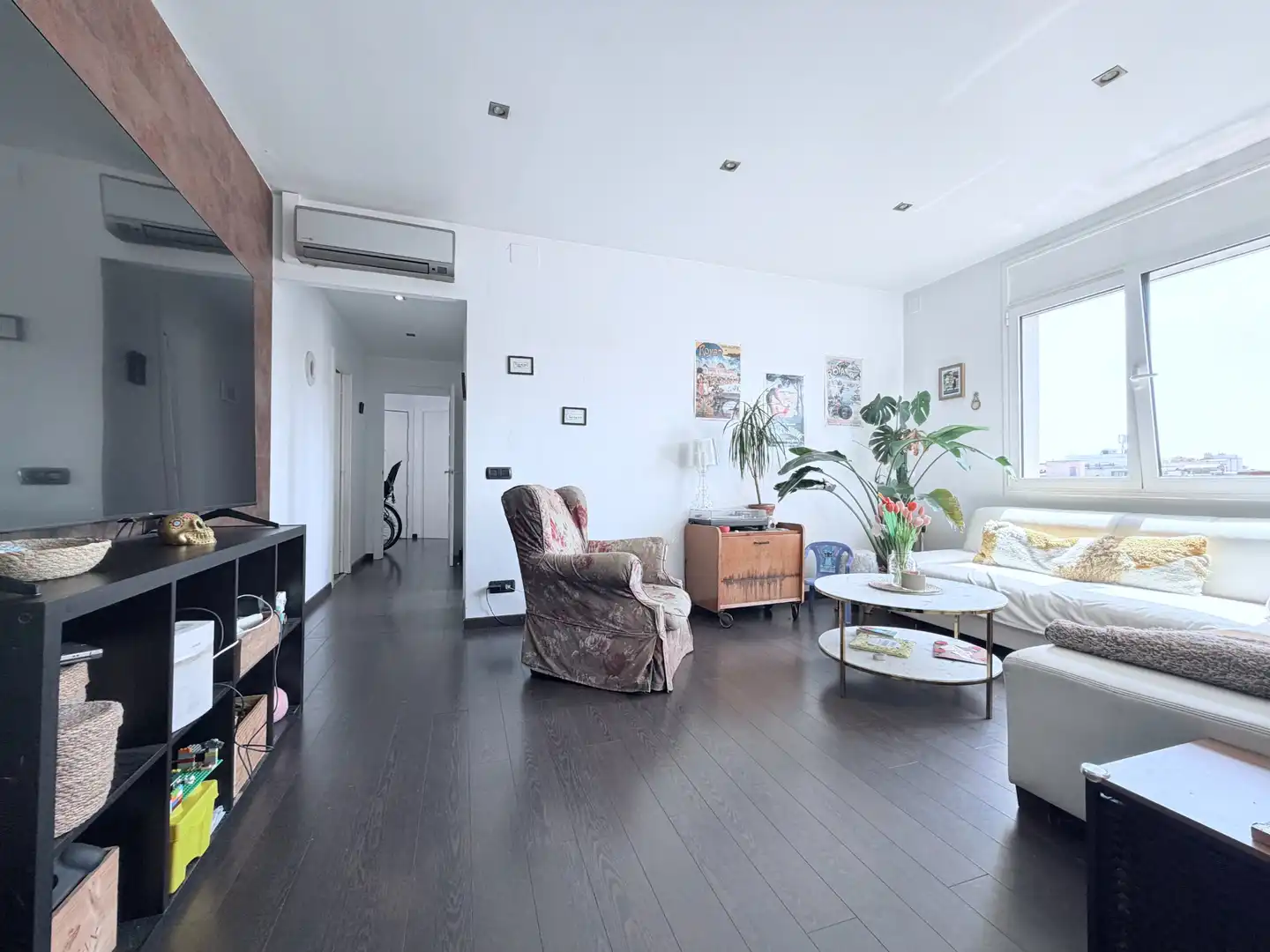 Sala de estar de Ático en venta en Barcelona con Aire acondicionado, Calefacción y Parquet