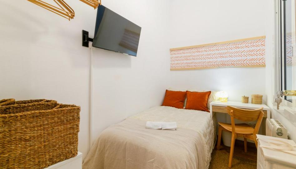 Foto 1 de Apartament per a compartir a La Font de la Guatlla, Barcelona