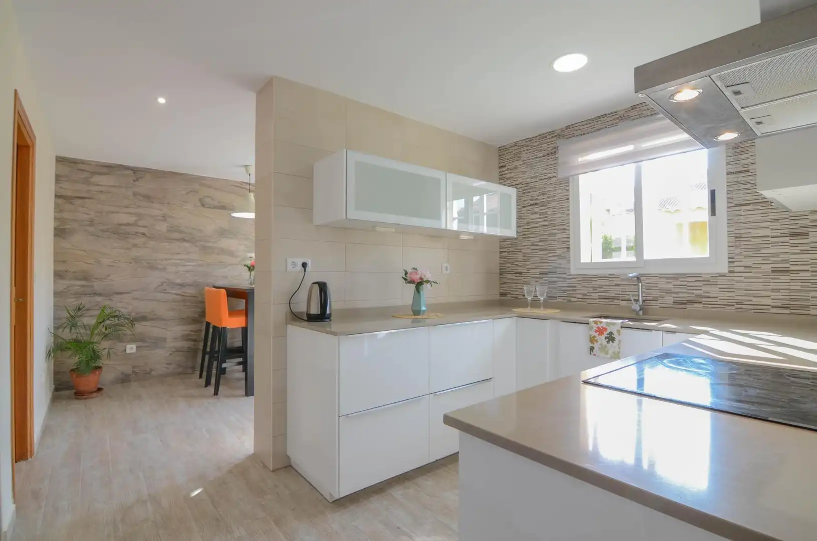 Terraced house with terrace to rent in Alfinach - Los Monasterios, imagen 13