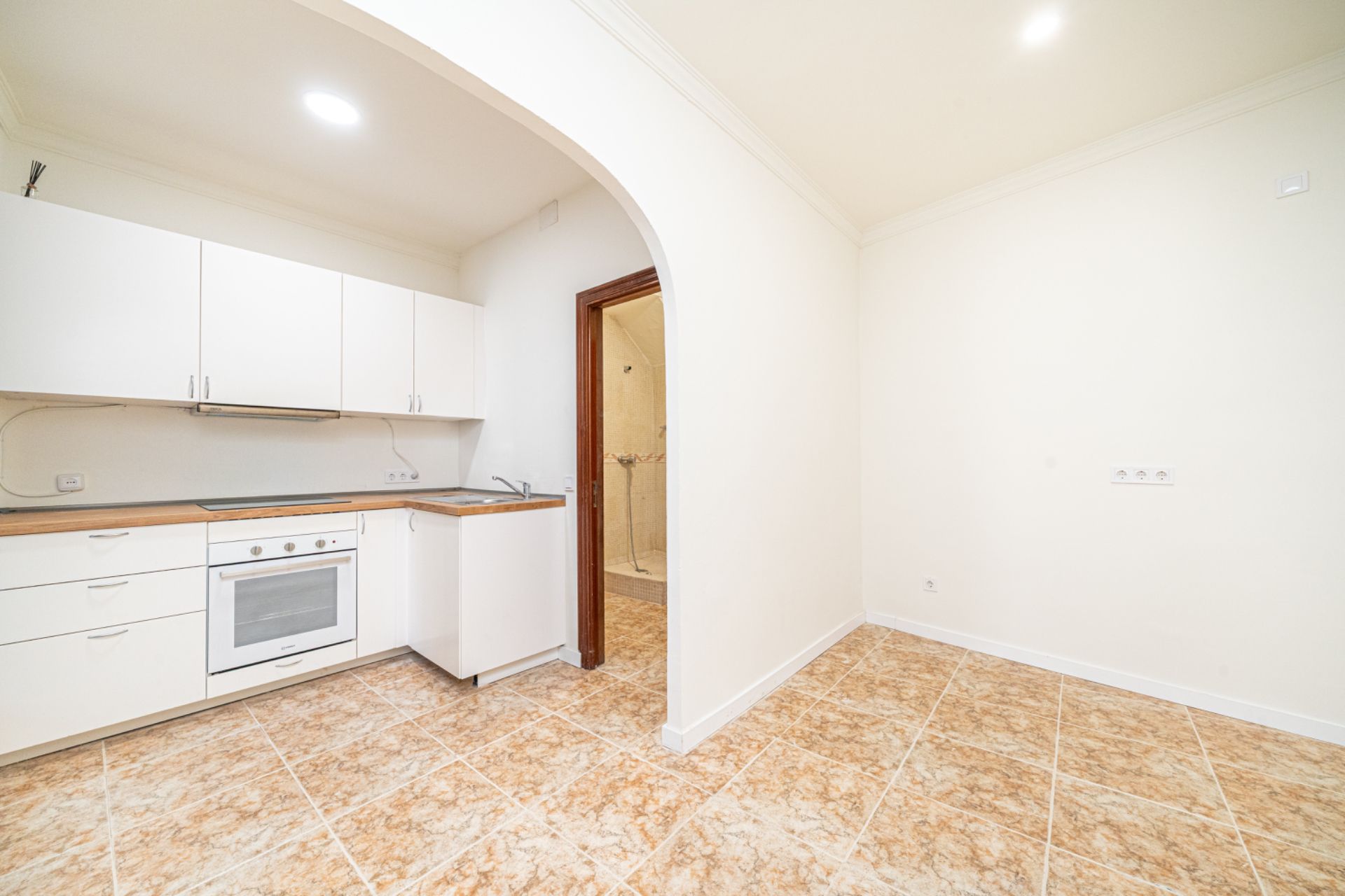 Kitchen of Flat for sale in Porreres  with Balcony