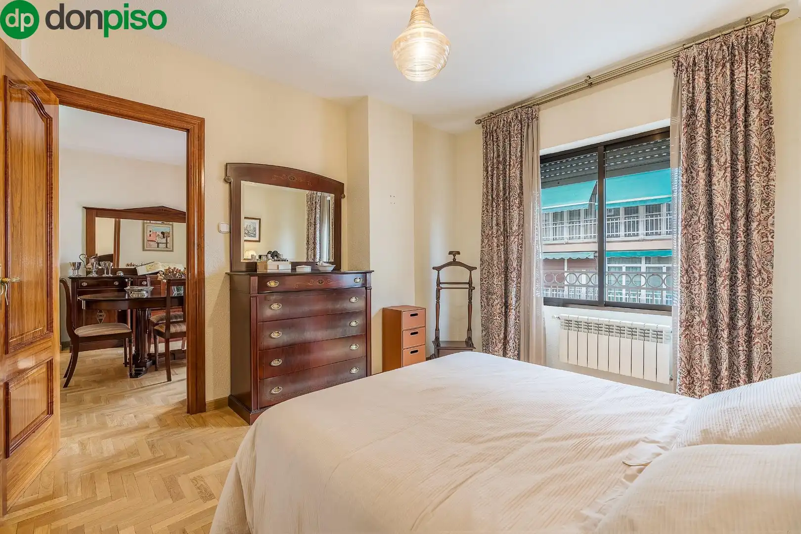 Bedroom of Flat for sale in Granada