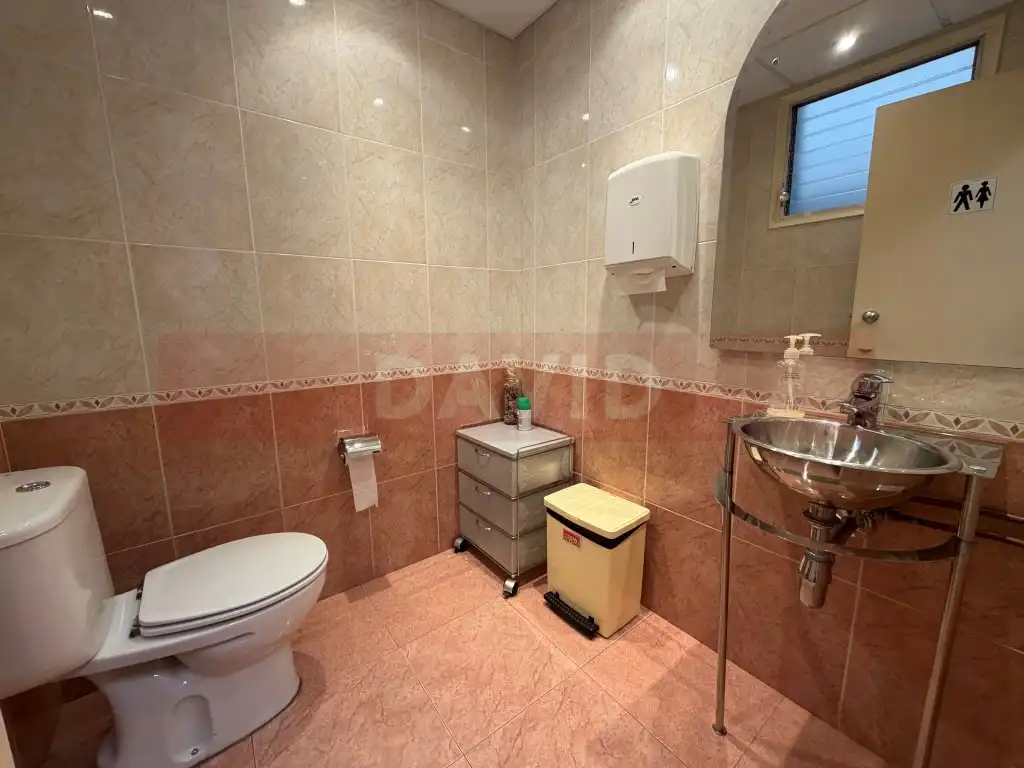 Baño de Oficina de alquiler en Barcelona