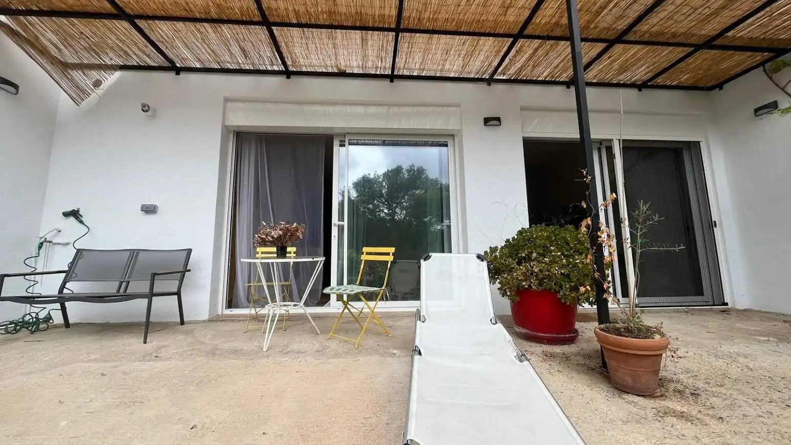 Terrassa de Pis de lloguer en Sant Pere de Ribes amb Aire condicionat, Jardí privat i Terrassa