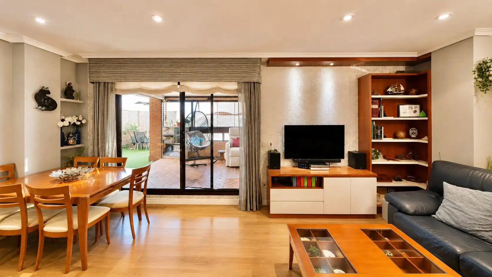 Penthouse with pool for sale in Hortaleza, imagen 2