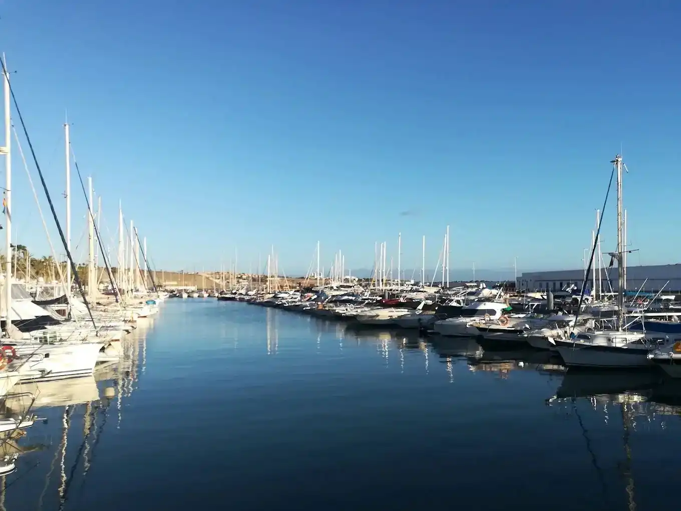 Vista exterior de Pis en venda en San Bartolomé de Tirajana amb Piscina i Moblat