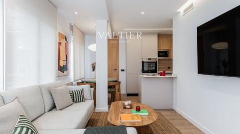 Foto 2 de Piso de alquiler en De Edgar Neville, Cuatro Caminos - Azca,  Madrid Capital