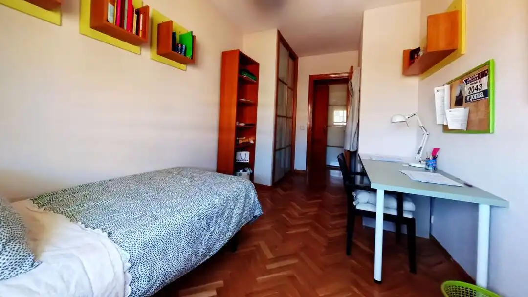 Schlafzimmer von Wohnung zur Miete in  Madrid Capital