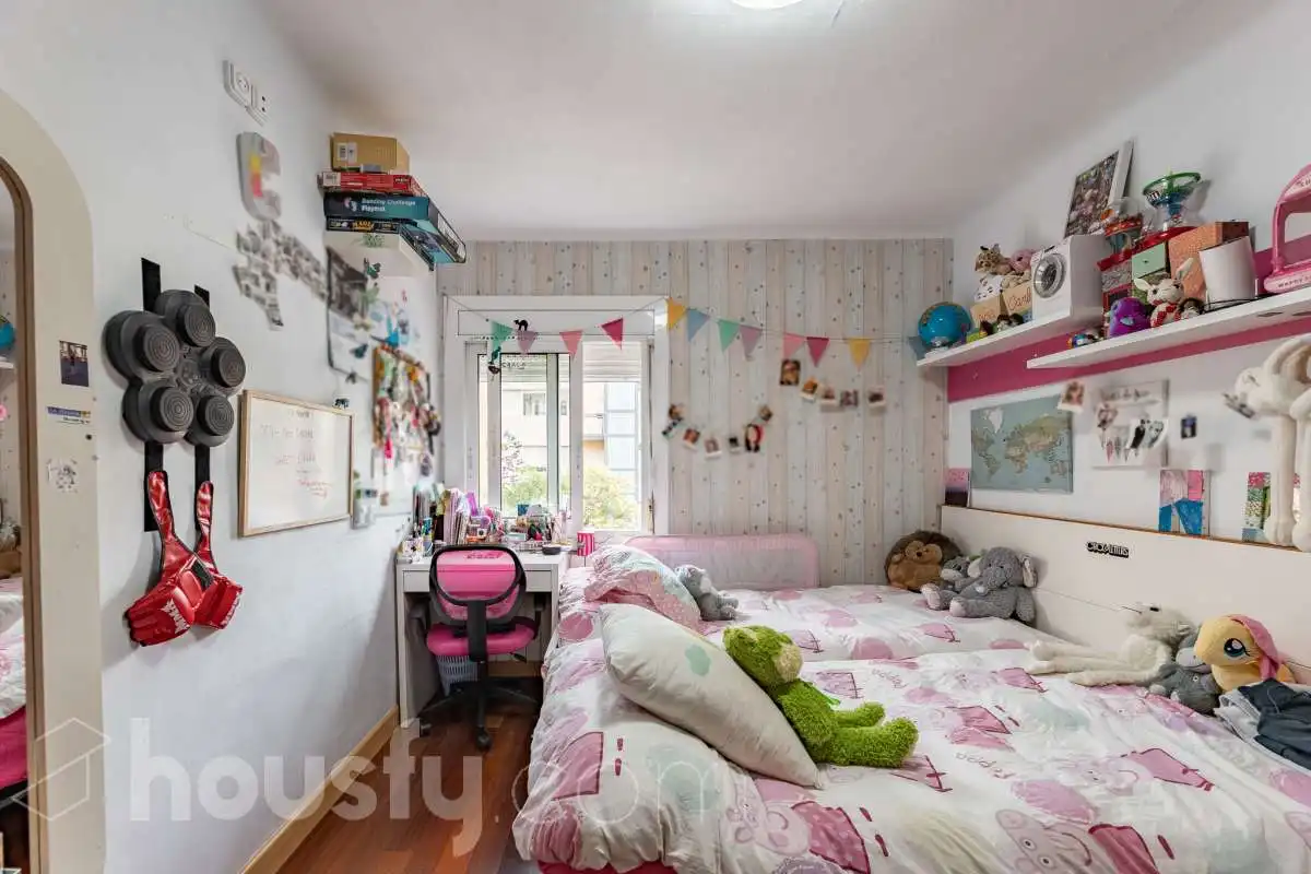 Schlafzimmer von Wohnung zum Verkauf in Barcelona mit Klimaanlage, Heizung und Möbliert